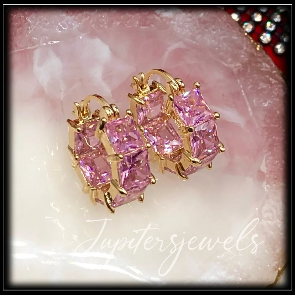 New 14k gold & pink simulated diamond 8g square princess chunky huggie earrings